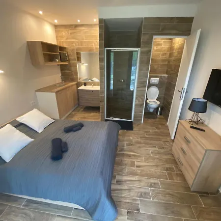 Silver Relax Apartment